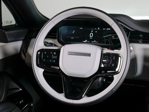 New 2026 Land Rover Range Rover Sport Dynamic SE AWD/4WD image 13