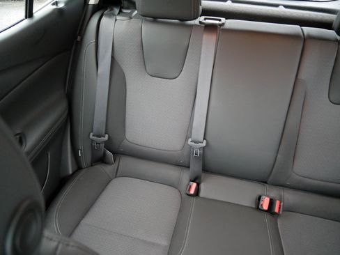 Used 2023 Buick Encore GX Preferred w/ Cold Weather Comfort Package image 12