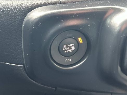 Used 2020 Jeep Wrangler Unlimited Sport AWD/4WD image 30