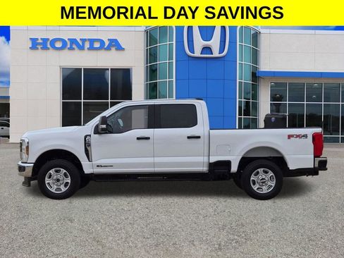 Used 2025 Ford F250 XLT w/ FX4 Off-Road Package AWD/4WD image 6