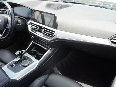 Used 2022 BMW 430i Coupe w/ Convenience Package RWD image 29