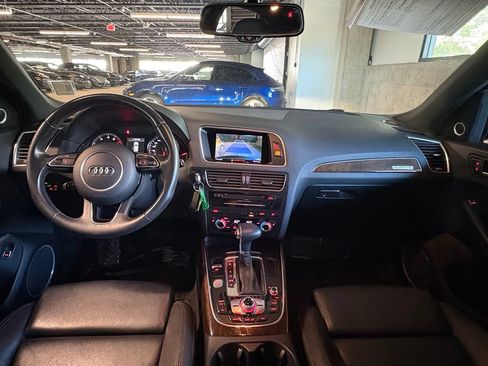 Used 2017 Audi Q5 2.0T Premium Plus AWD/4WD image 16