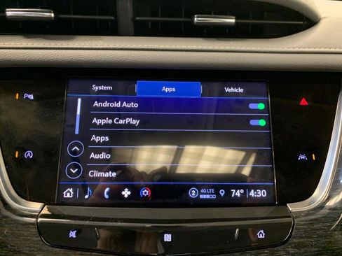 Used 2021 Cadillac XT6 Premium Luxury image 36