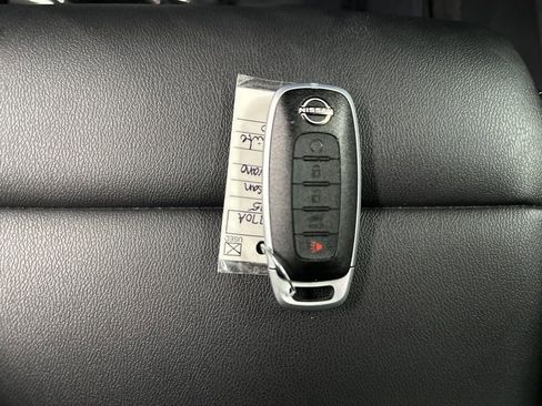 Used 2025 Nissan Murano SL AWD/4WD image 40
