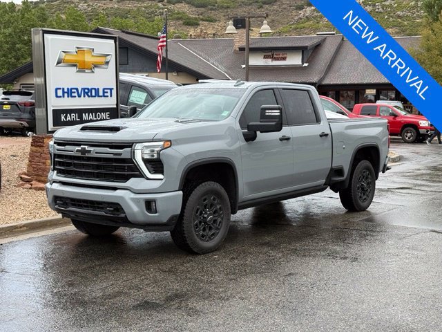 Used 2024 Chevrolet Silverado 3500 LTZ w/ LTZ Plus Package AWD/4WD image 1