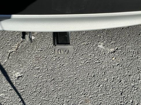 Used 2017 Honda CR-V Touring image 7