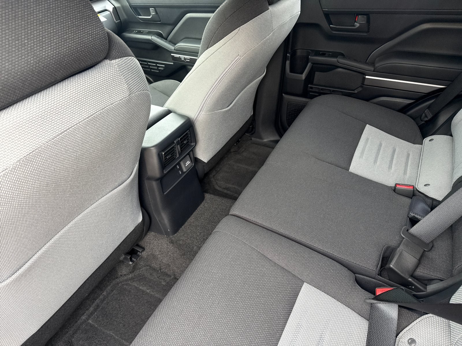 New 2026 Toyota 4Runner TRD Off-Road AWD/4WD image 10