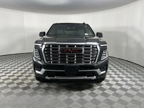 Used 2025 GMC Yukon XL Denali image 11