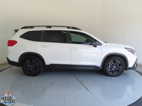 Used 2023 Subaru Ascent Onyx Edition Limited AWD/4WD image 2