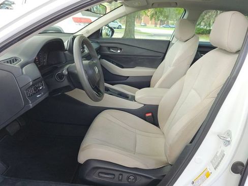 Used 2024 Honda Accord EX image 10
