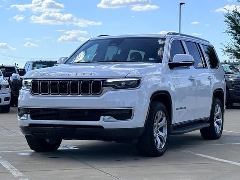 Used 2022 Jeep Wagoneer Series I w/ Convenience Group I RWD image 14