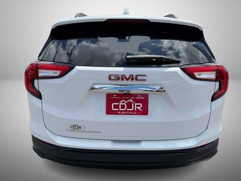 Used 2022 GMC Terrain SLE w/ Driver Convenience Package FWD image 9