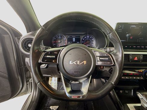 Used 2022 Kia Forte GT-Line FWD image 13