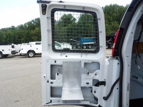 Used 2018 Chevrolet Express 2500 w/ Driver Convenience Package RWD image 41