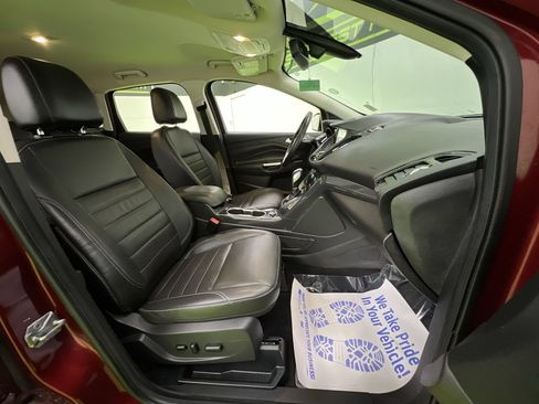 Used 2016 Ford Escape Titanium AWD/4WD image 29