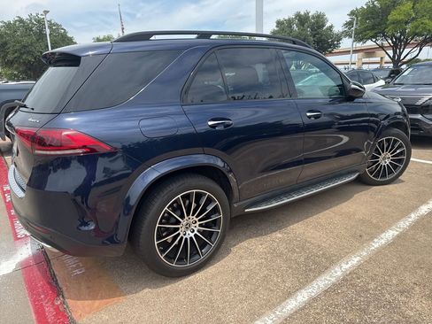 Used 2022 Mercedes-Benz GLE 450 4MATIC image 3