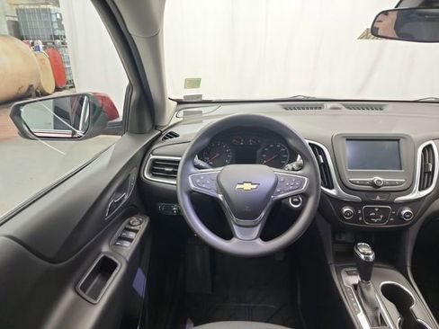 Used 2018 Chevrolet Equinox LT image 15
