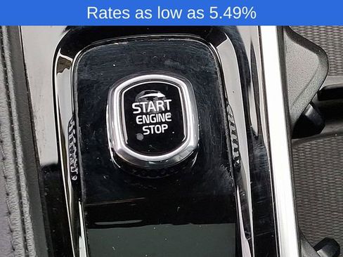 Certified 2023 Volvo XC90 B6 Plus image 28