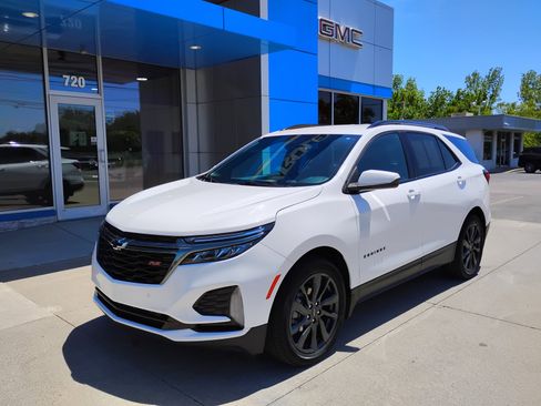 Used 2022 Chevrolet Equinox RS FWD image 10