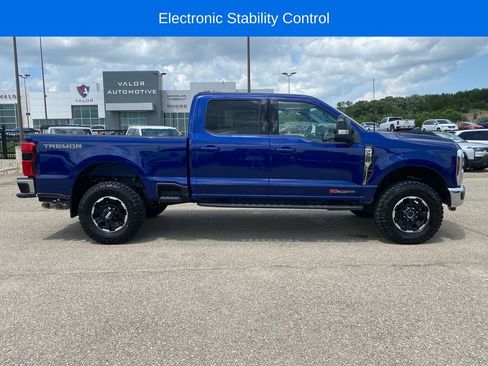 Used 2026 Ford F250 Lariat w/ Tremor Off-Road Package AWD/4WD image 7