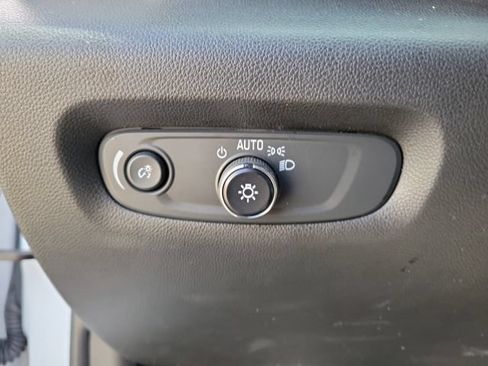 Certified 2023 Chevrolet Traverse LT FWD image 25