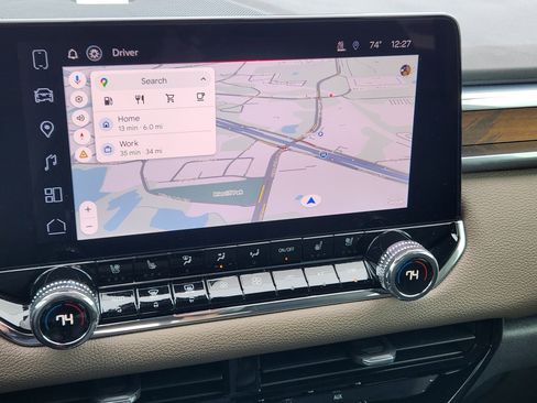 Certified 2025 GMC Canyon Denali image 16