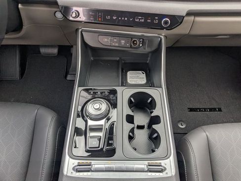 New 2027 Kia Carnival SX FWD image 22