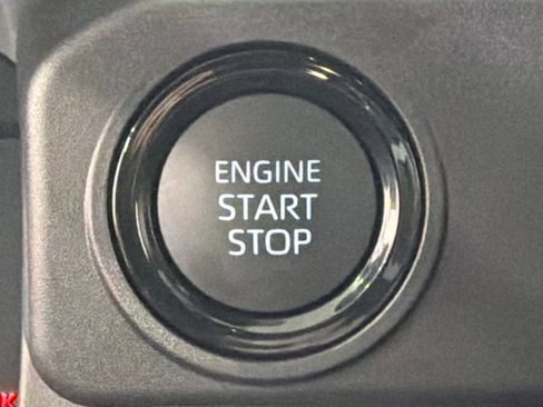 Used 2026 Toyota Tacoma SR5 AWD/4WD image 29