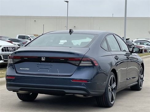 New 2026 Honda Accord SE image 4