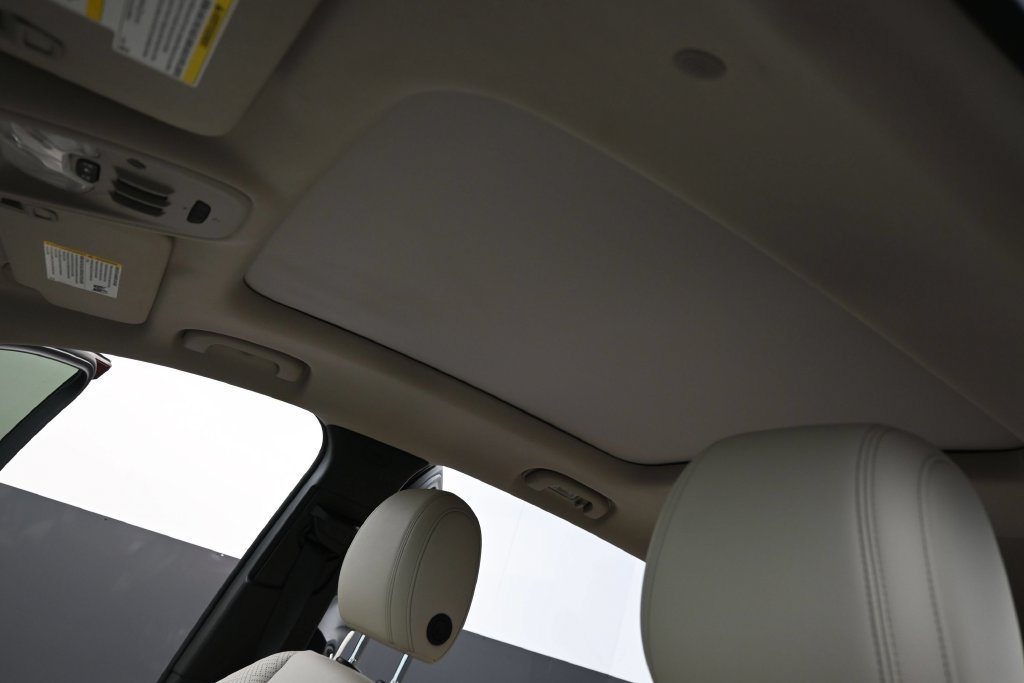 Used 2022 Buick Encore GX Essence w/ Advanced Technology Package FWD image 13