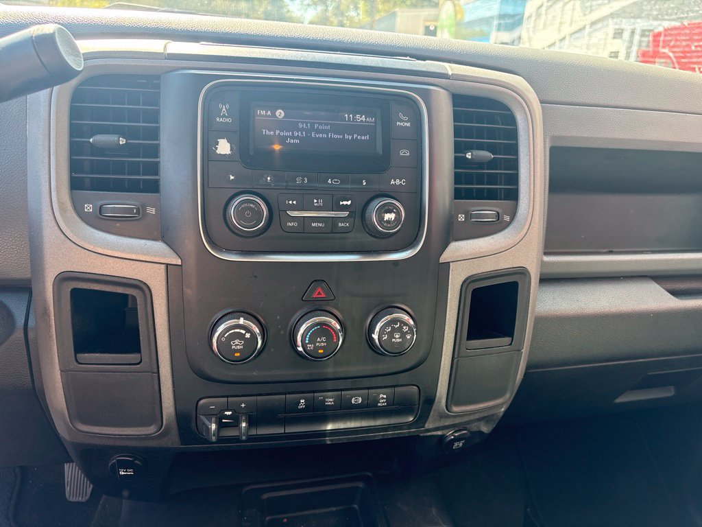 Used 2017 RAM 2500 Tradesman w/ Chrome Appearance Group AWD/4WD image 19