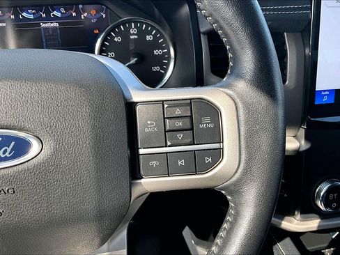 Used 2022 Ford Expedition Max XLT image 19