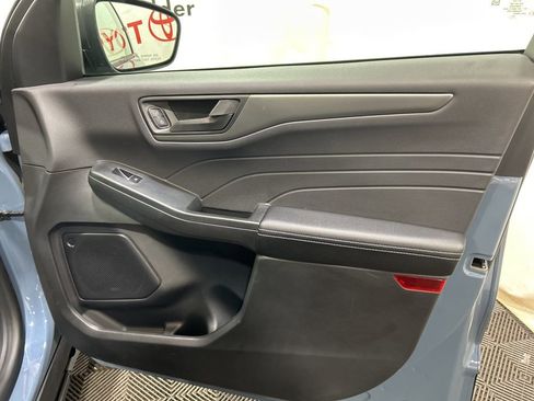 Used 2025 Ford Escape Active w/ Cold Weather Package image 11