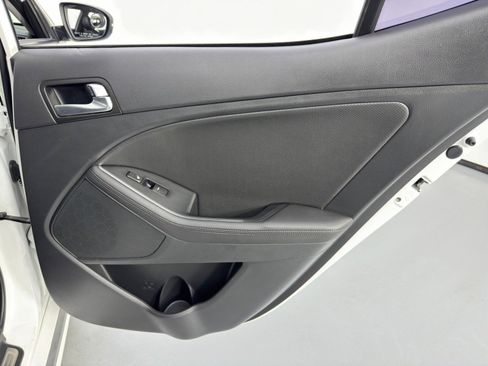 Used 2016 Kia Optima EX image 39