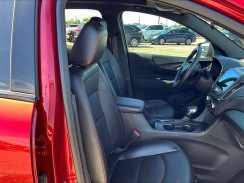 Used 2022 Chevrolet Equinox RS w/ RS Leather Package FWD image 30