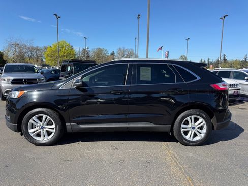 Used 2020 Ford Edge SEL image 3