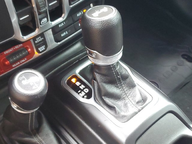 Used 2024 Jeep Wrangler Unlimited Rubicon AWD/4WD image 29