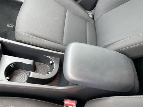 Used 2025 Hyundai Kona SEL FWD image 42