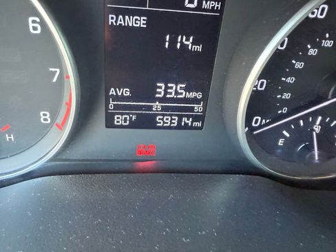 Used 2017 Hyundai Elantra SE image 22