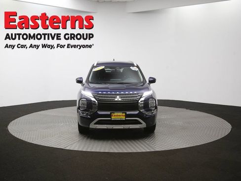 Used 2023 Mitsubishi Outlander SEL image 52