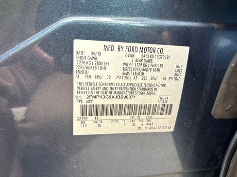 Used 2018 Ford Edge SE FWD image 31