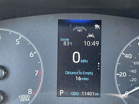 Used 2023 Toyota Corolla Cross L FWD image 27