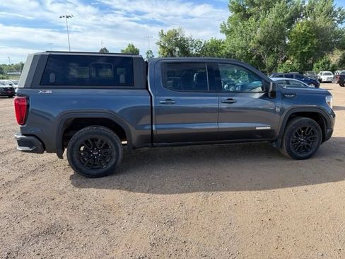 Used 2022 GMC Sierra 1500 Elevation w/ LPO, Elevation Black Package AWD/4WD image 7