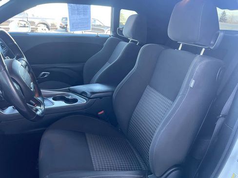 Used 2020 Dodge Challenger R/T w/ Blacktop Package image 15