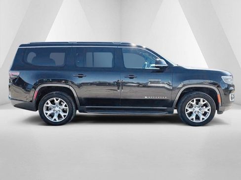 Used 2022 Jeep Wagoneer Series II image 8