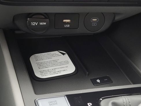 New 2026 Hyundai Elantra Sport FWD image 18