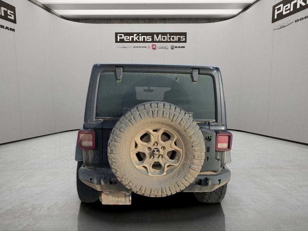 Used 2023 Jeep Wrangler Unlimited Rubicon w/ Cold Weather Group AWD/4WD image 4