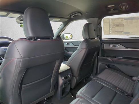 New 2026 Ford Explorer ST-Line image 16