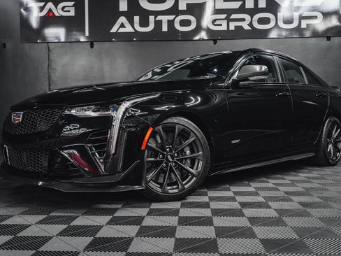 Used 2022 Cadillac CT4 V Blackwing w/ Carbon Fiber 1 Package image 3