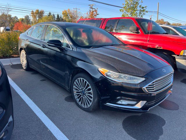 Used 2017 Ford Fusion SE w/ Equipment Group 202A AWD/4WD image 3
